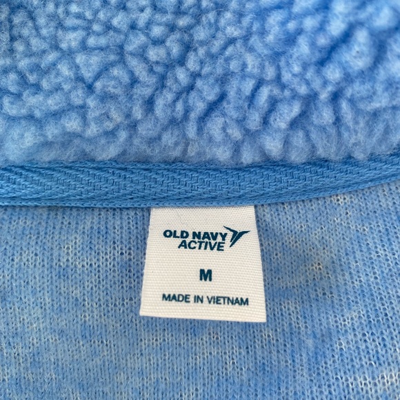 Old Navy Fleece Jacket Size Medium - Picture 2 of 2